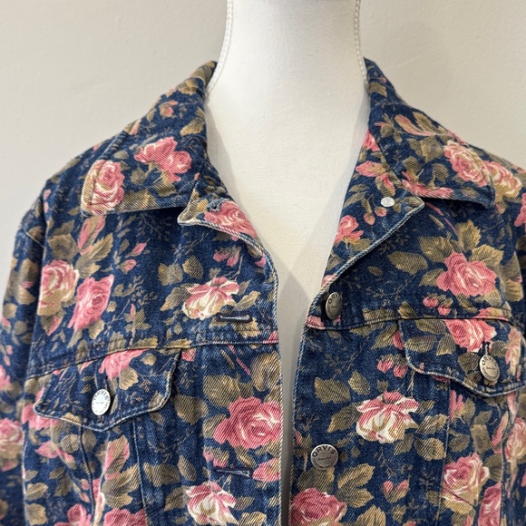 NWOT Orvis Blue Floral Denim Jacket - Size L - Picture 3 of 7